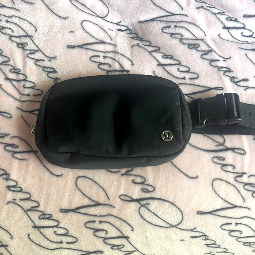 Lululemon Black belt bag hardly used!
